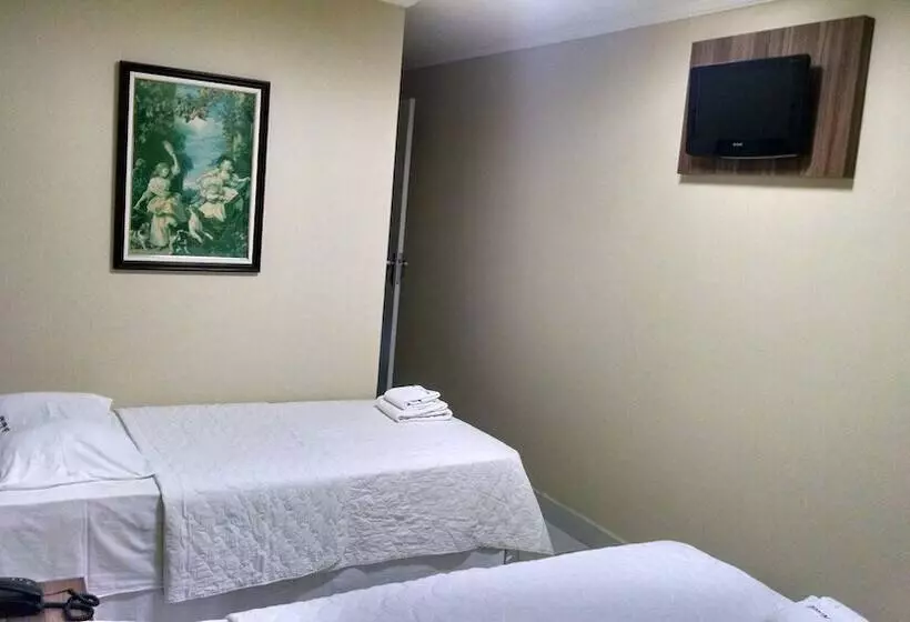 בית מלון כפרי Reis Palace