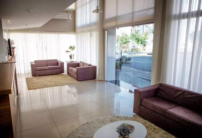 בית מלון כפרי Reis Palace