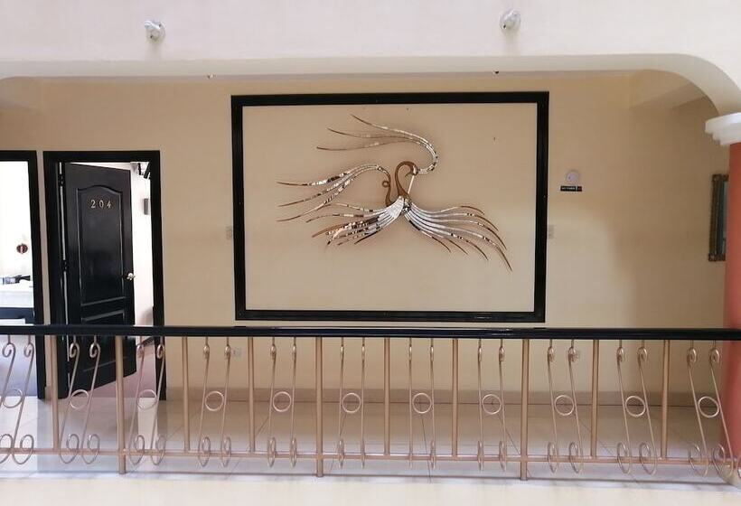 ホテル Terra Mistica Ciudad Del Lago