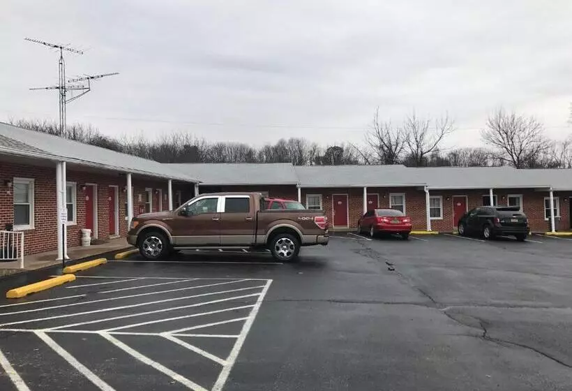 Отель The Boston Inn