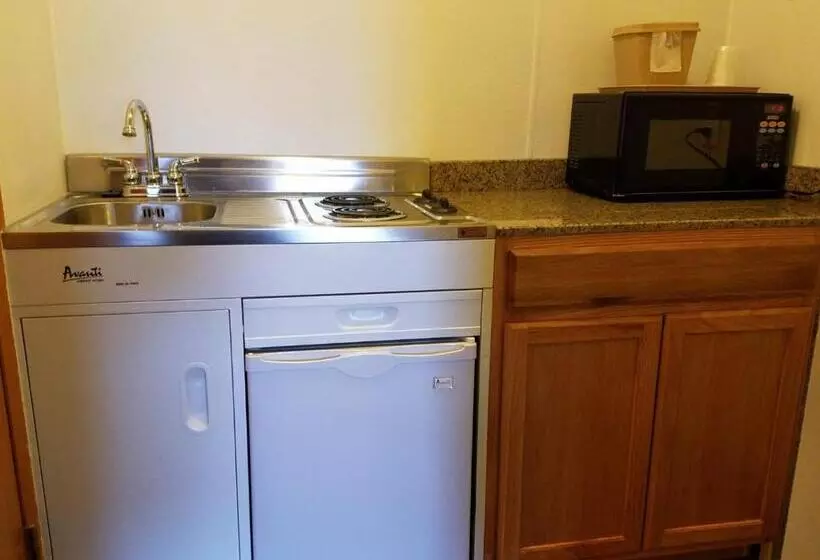 Отель The Boston Inn