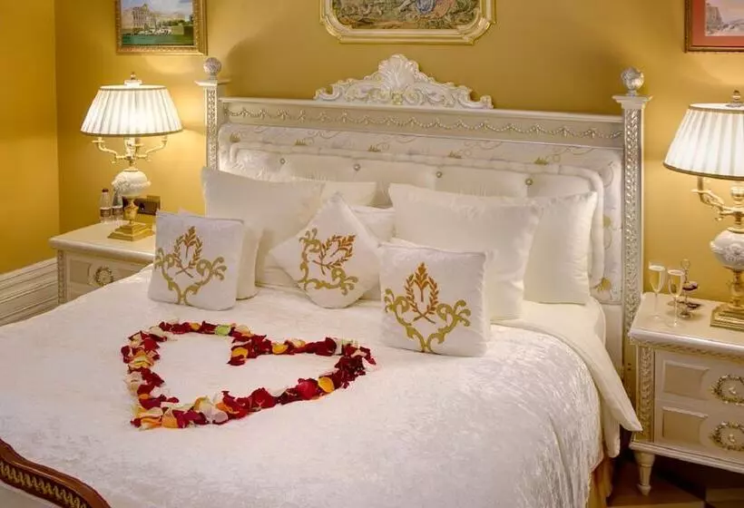 酒店 Trezzini Palace Boutique