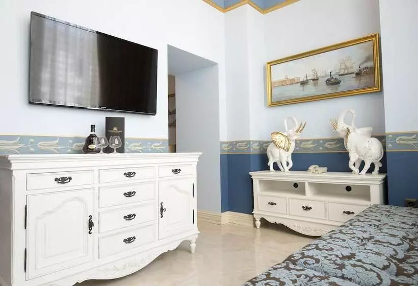 酒店 Trezzini Palace Boutique