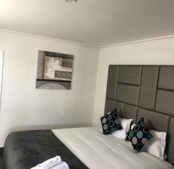 Gladstone Cbd Motel