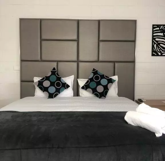 Gladstone Cbd Motel