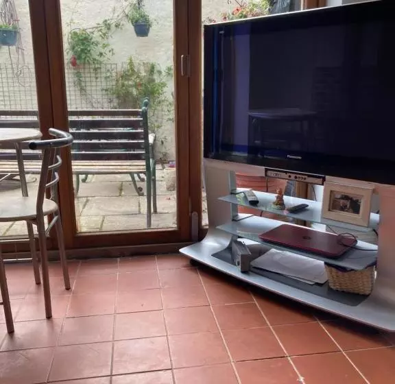 Charming 1 Bed Studio In Middlesbrough