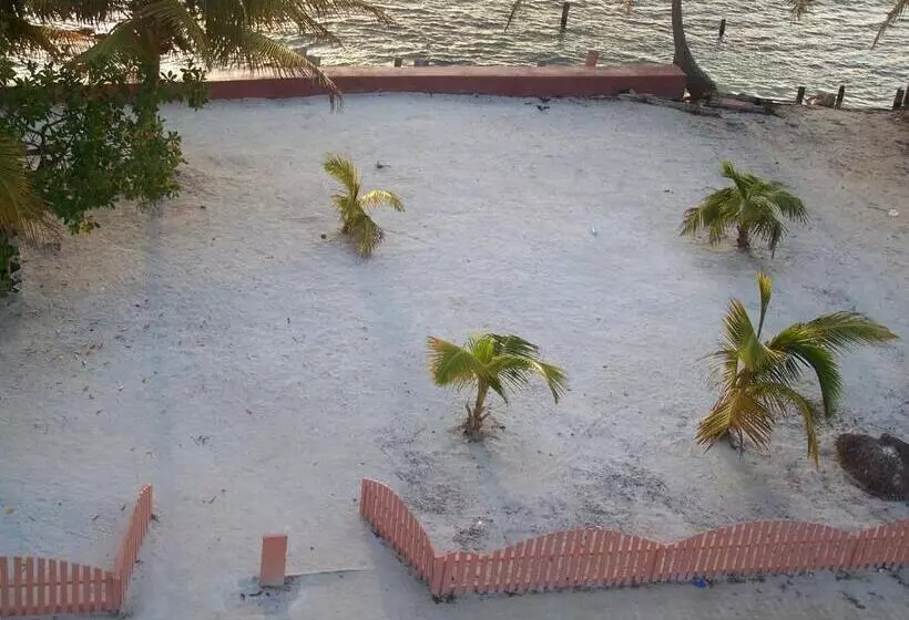 هتل Caye Caulker Condos