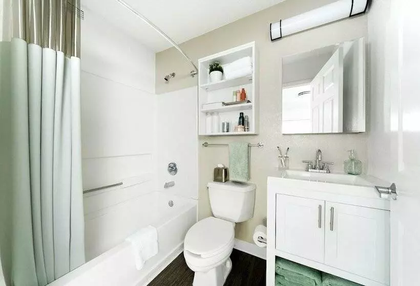 ホテル Intown Suites Extended Stay Select Orlando Fl   Lee Rd