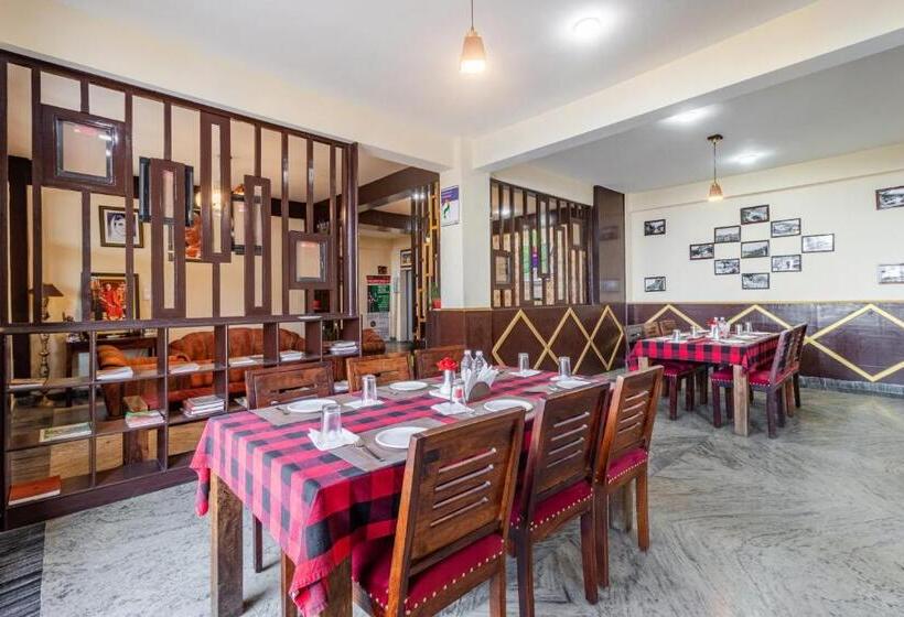 فندق Treebo Shimla Ayurvedic Retreat Kufri