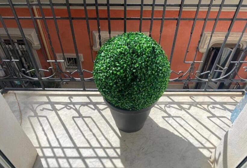 “la Pinta” Elegante Appartamento Al Vomero