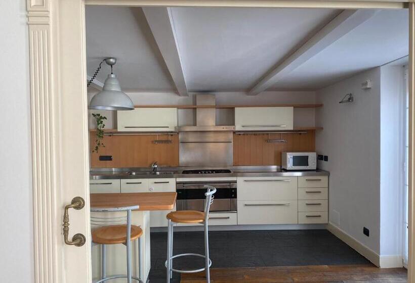 “la Pinta” Elegante Appartamento Al Vomero