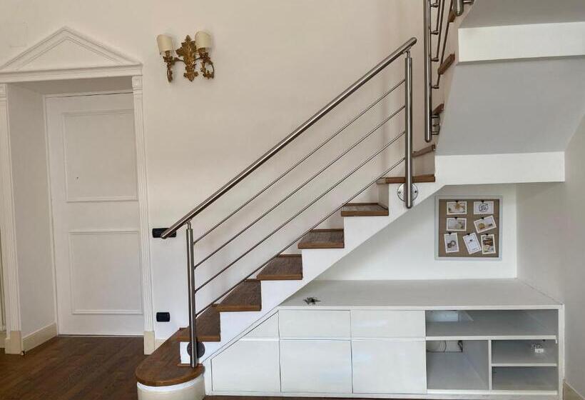 “la Pinta” Elegante Appartamento Al Vomero