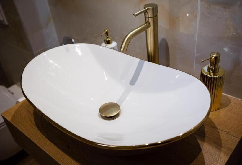 Villa View Mostar With Jacuzzi & Seasonal Heated Pool