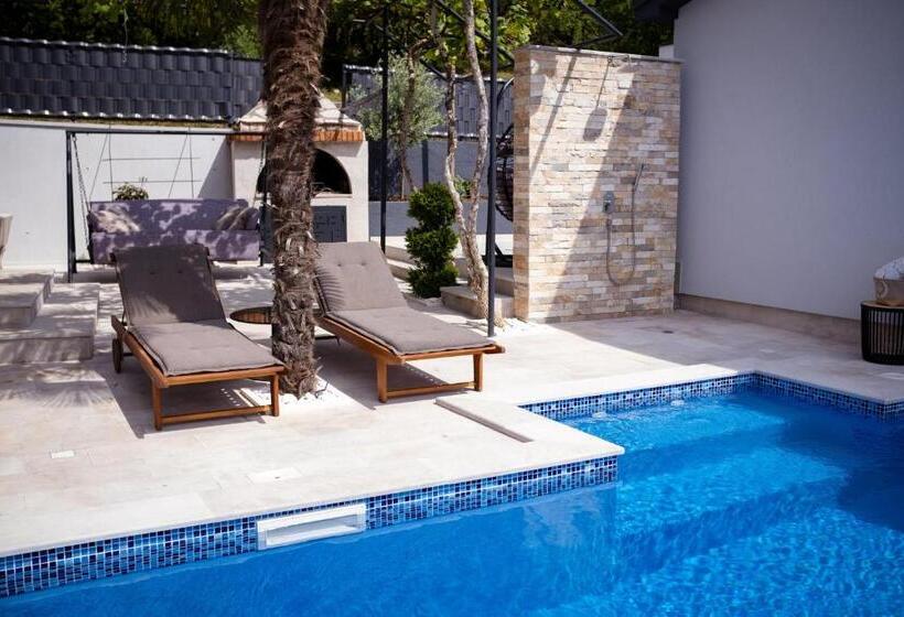 Villa View Mostar With Jacuzzi & Seasonal Heated Pool