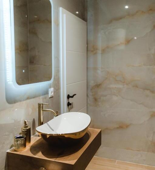 Villa View Mostar With Jacuzzi & Seasonal Heated Pool