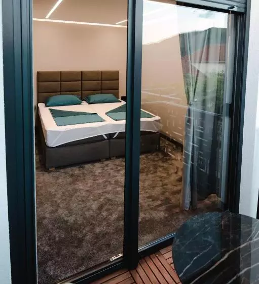 Villa View Mostar With Jacuzzi & Seasonal Heated Pool