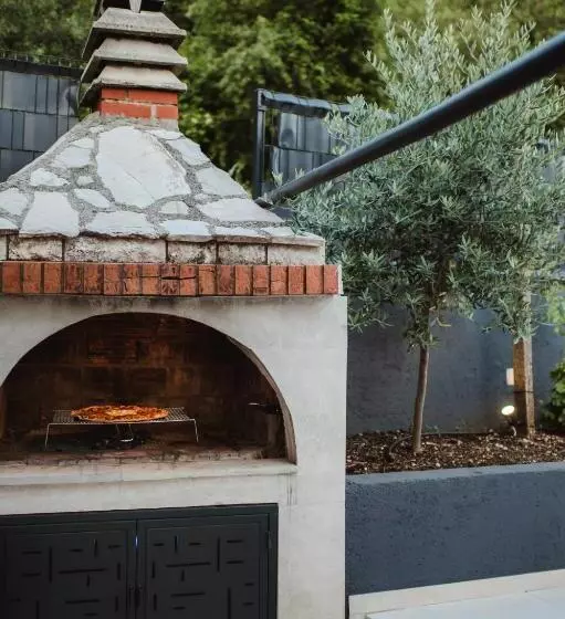 Villa View Mostar With Jacuzzi & Seasonal Heated Pool