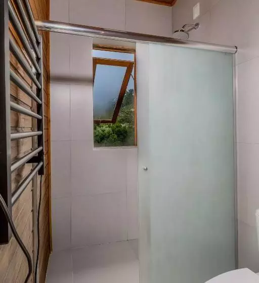 Chalés De Luxo Na Serra Catarinense   Vst