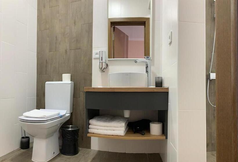 فندق готель ресторан два леви