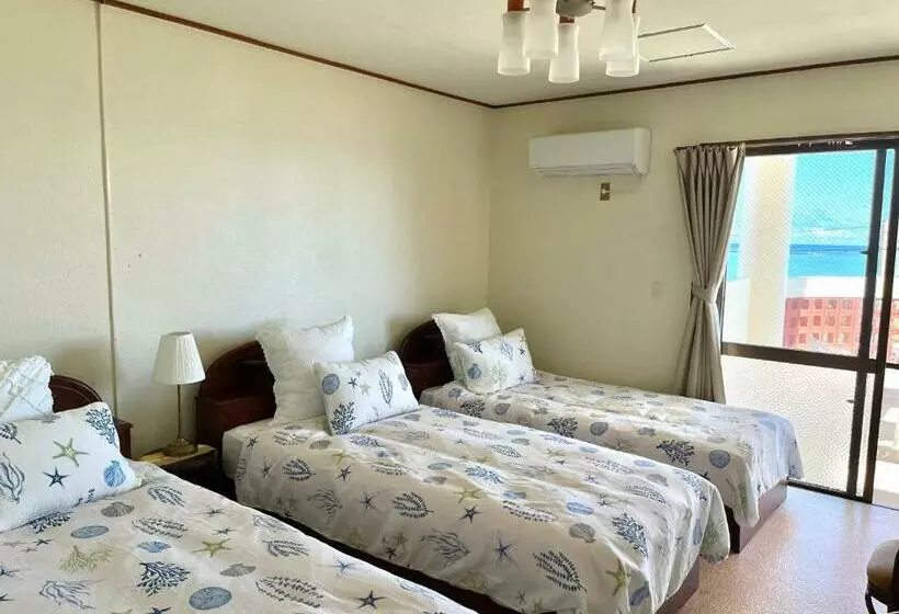 ホテル ビーチサイドペンションみーばる