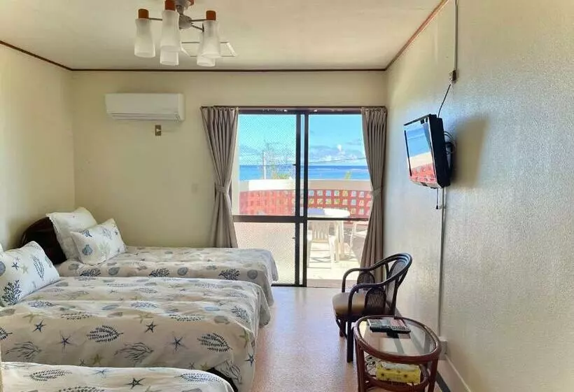 ホテル ビーチサイドペンションみーばる