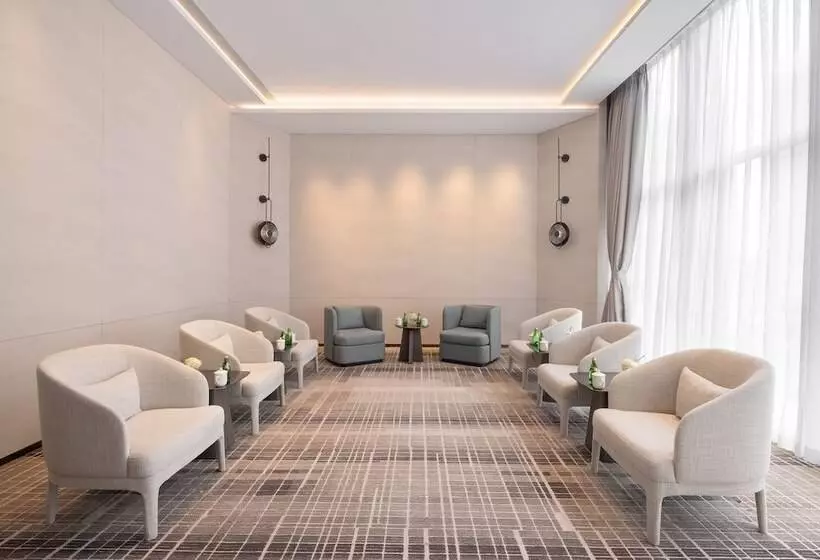 هتل Holiday Inn & Suites Qingdao Jinshui, An Ihg