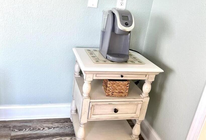 Oceanfront Fresh Renoking Bedpoolhot Tubapproved Dogsw54