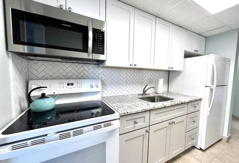 Oceanfront Fresh Renoking Bedpoolhot Tubapproved Dogsw54