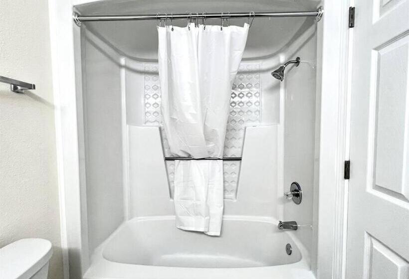 Oceanfront Fresh Renoking Bedpoolhot Tubapproved Dogsw54