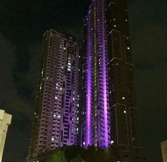 Horizon 101 A4 Near Robinson Mall Free Pool Wifi