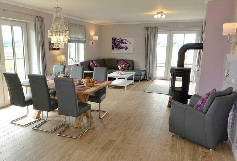 Отель Ferienhaus Landhaus