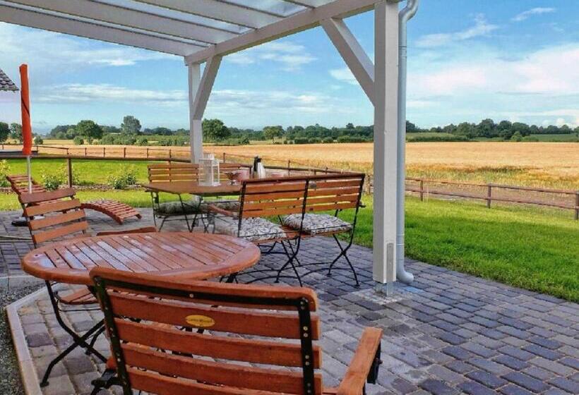 Отель Ferienhaus Landhaus