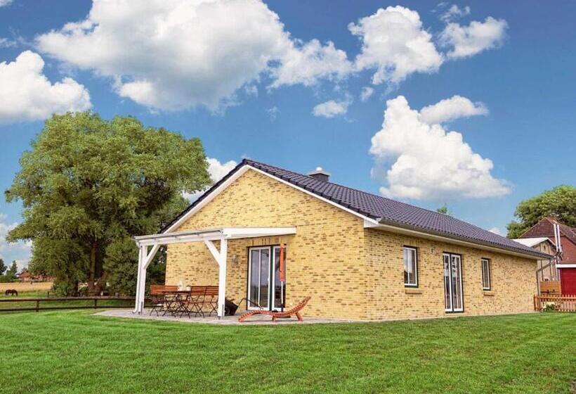 Отель Ferienhaus Landhaus