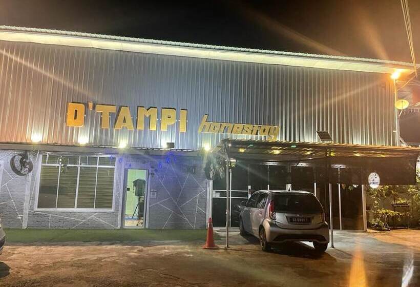 בית מלון כפרי Oyo 90370 D Tampi Homestay