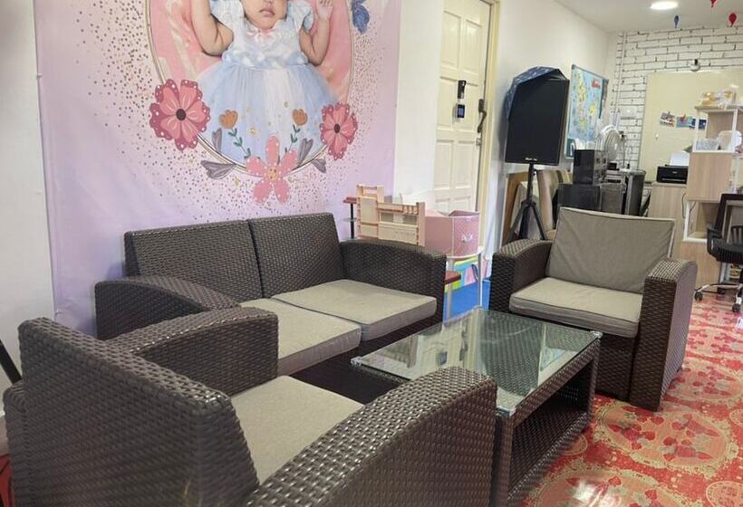 בית מלון כפרי Oyo 90370 D Tampi Homestay