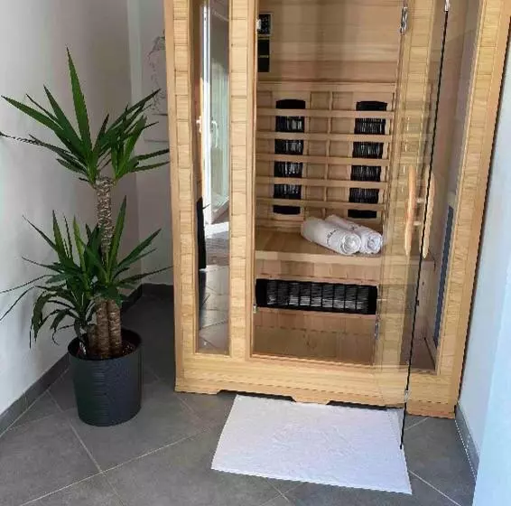 Lovely Apartment In Nature With Infrared Sauna!