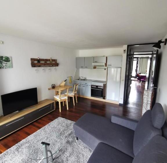 Terrassenwohnung Mit Toller Aussicht & Zentrumsnah