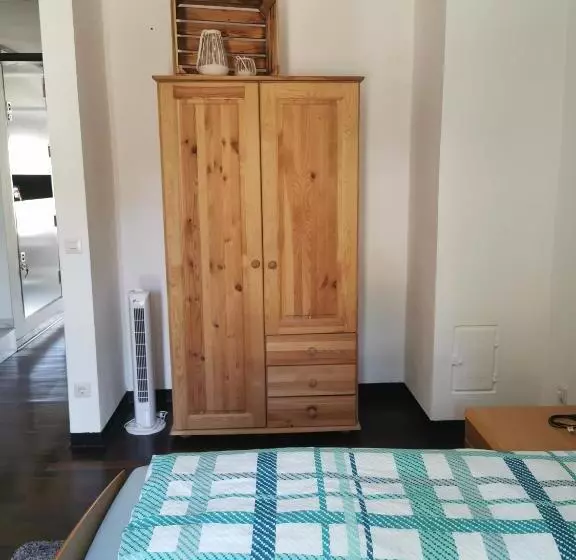 Terrassenwohnung Mit Toller Aussicht & Zentrumsnah