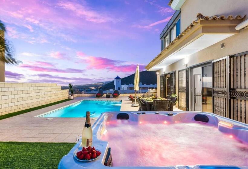 Torviscas Sunset Villa & Jacuzzi