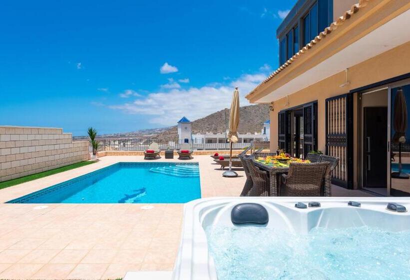 Torviscas Sunset Villa & Jacuzzi