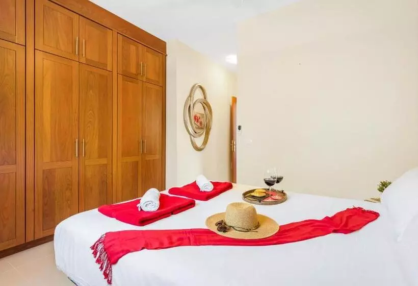 Torviscas Sunset Villa & Jacuzzi