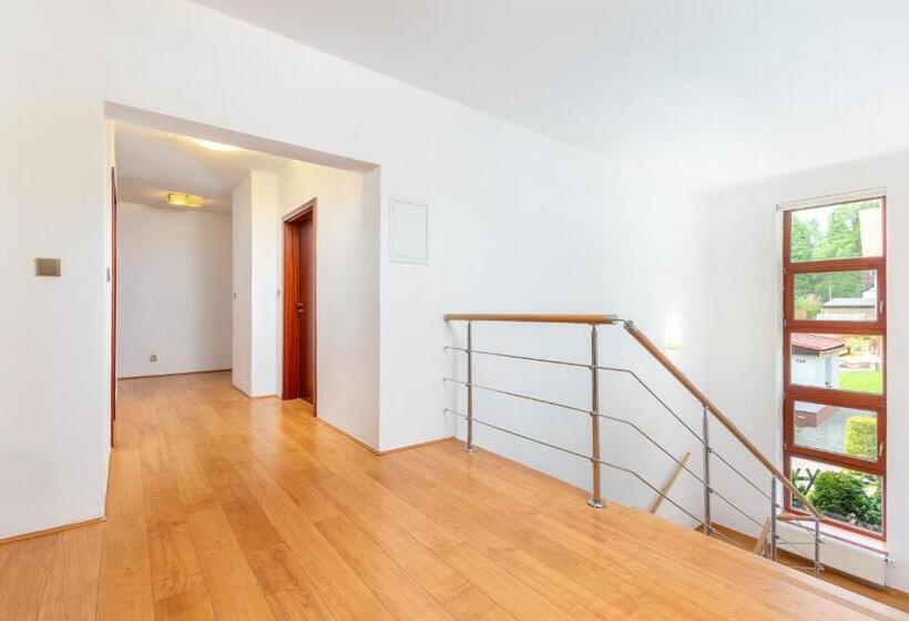 Vila Sluneční Stráň