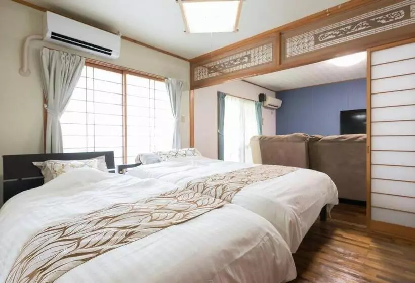 美ら海水族館車で5分/bbq可能/夕日の見える屋上テラス/4br一戸建/駐車場3台/最大18名宿泊