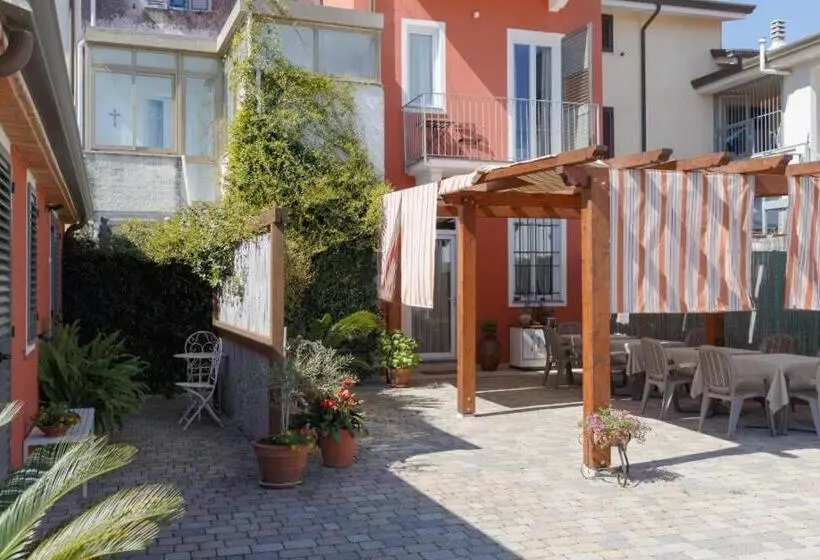 ベッドアンドブレックファースト La Corte Dei Tre