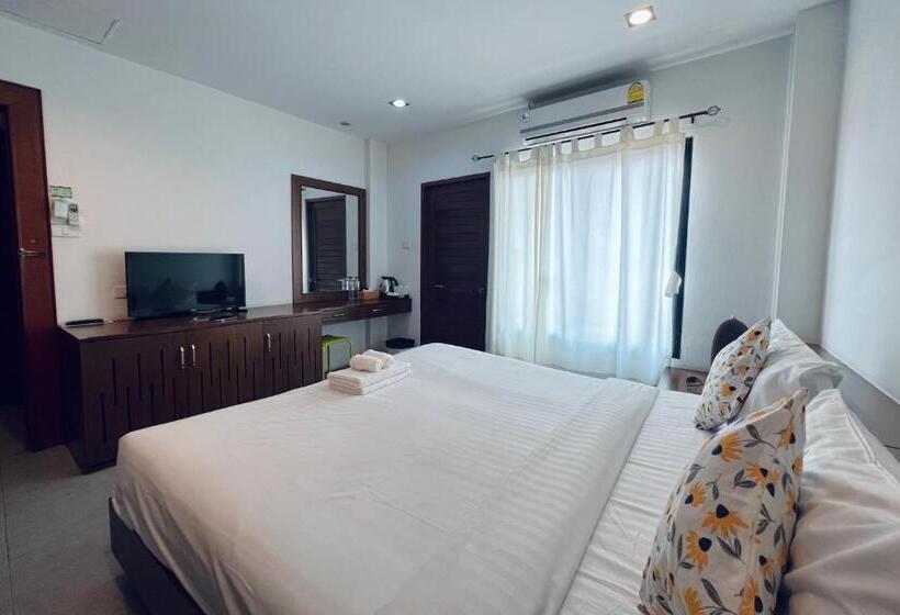 De Nawarat Chiangmai Boutique Apartment