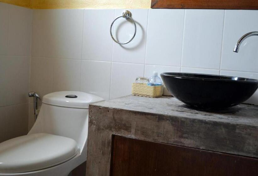 De Nawarat Chiangmai Boutique Apartment