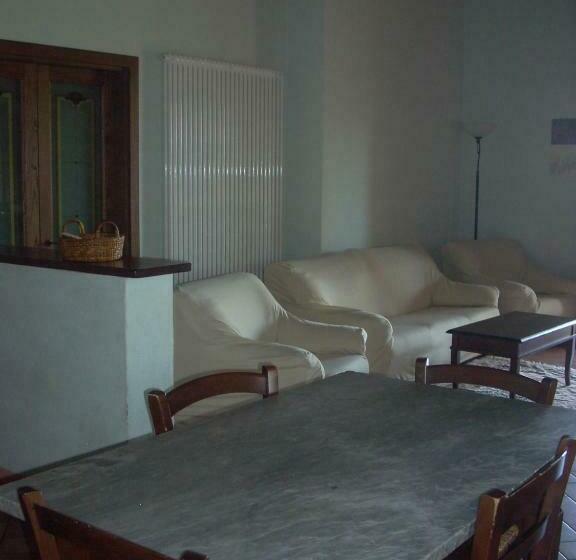 فندق Agriturismo Il Pratone