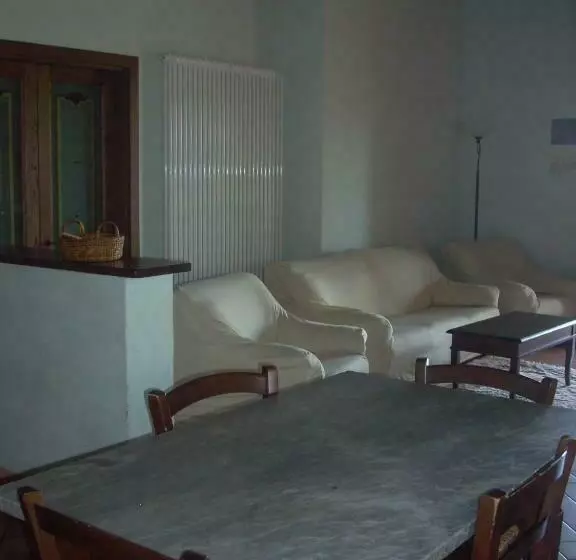 Hotelli Agriturismo Il Pratone