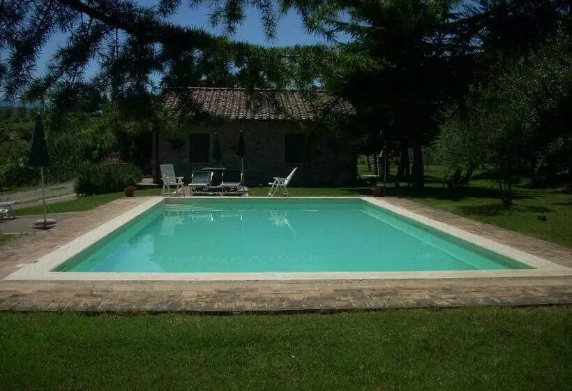 Hotelli Agriturismo Il Pratone