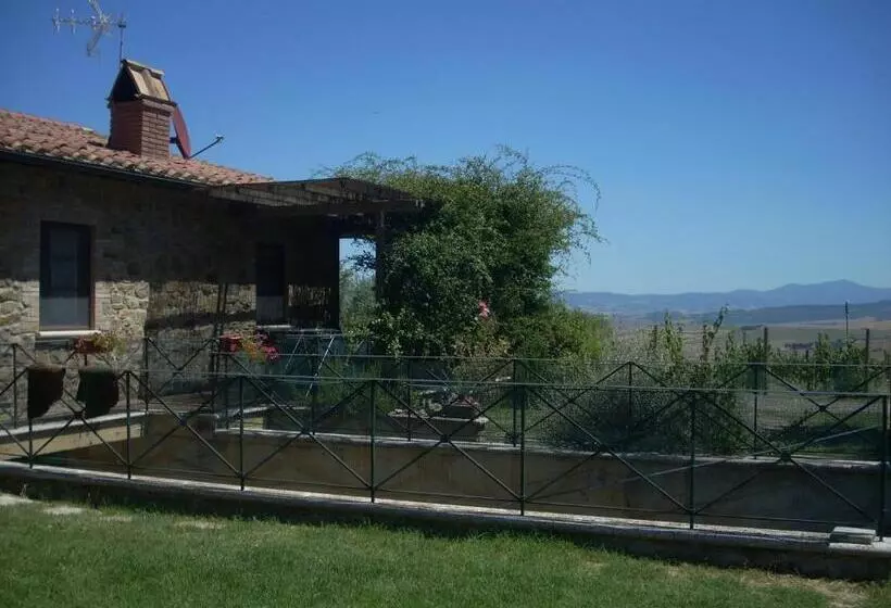 Hotelli Agriturismo Il Pratone